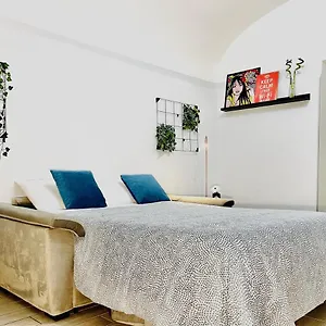 N51 , Napoli Italia