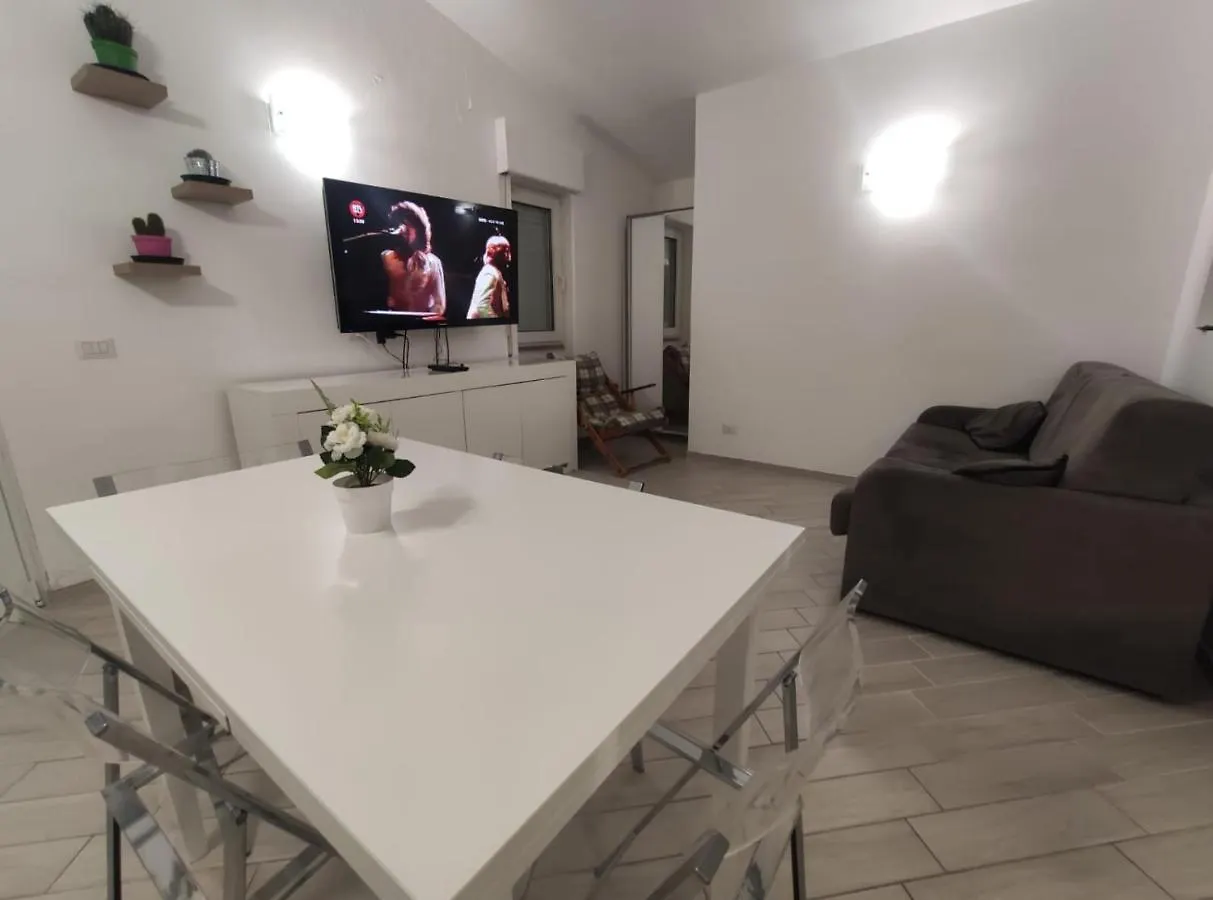 Casa Vacanze Fiumicino 0*,  Italy
